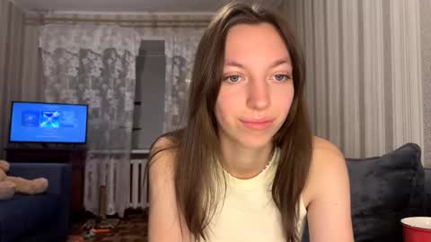 Marie online show from November 2025 04:42:02 PM