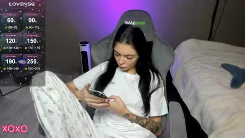 Snapshot of mariella__adams chatting on December 2025 01:31:02 PM Maria online show from December 2025 01:31:02 PM