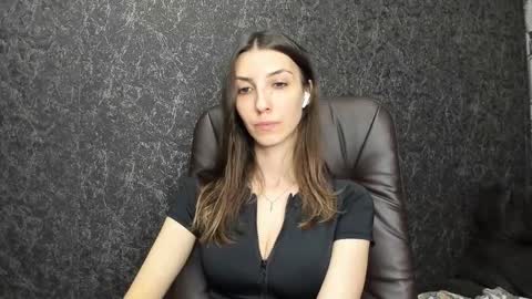 Snapshot of marielleanker chatting on November 2025 02:39:02 PM marielleanker online show from November 2025 02:39:02 PM