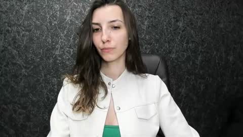 Snapshot of marielleanker chatting on November 2025 03:16:02 AM marielleanker online show from November 2025 03:16:02 AM