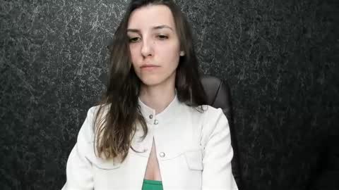 Snapshot of marielleanker chatting on November 2025 05:24:02 PM marielleanker online show from November 2025 05:24:02 PM