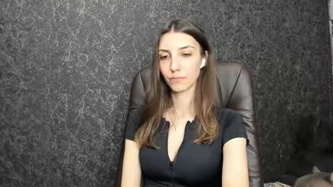 Snapshot of marielleanker chatting on November 2025 04:42:01 PM marielleanker online show from November 2025 04:42:01 PM