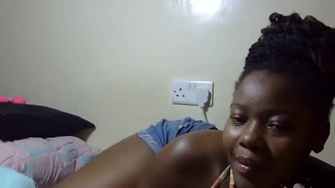 Marie online show from May 2026 02:01:02 PM