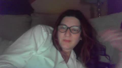 Snapshot of mariemasturbates chatting on November 2025 03:16:02 AM Marie online show from November 2025 03:16:02 AM