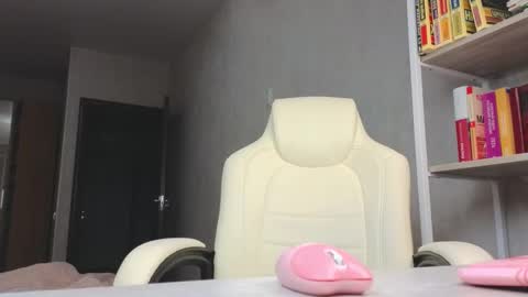 Marietta online show from November 2025 01:45:01 PM