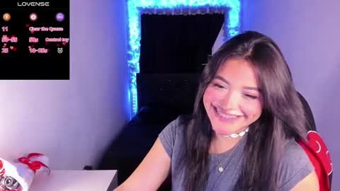 Snapshot of mariiana_hasper chatting on March 2025 12:11:01 AM Mariana Hasper online show from March 2025 12:11:01 AM