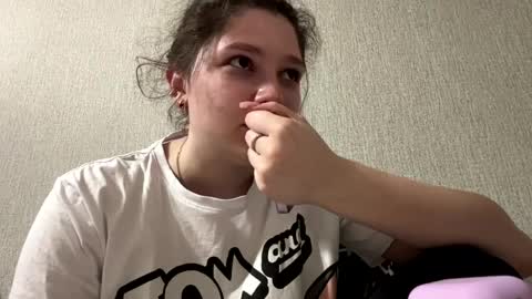 Emmie online show from April 2026 11:28:01 AM