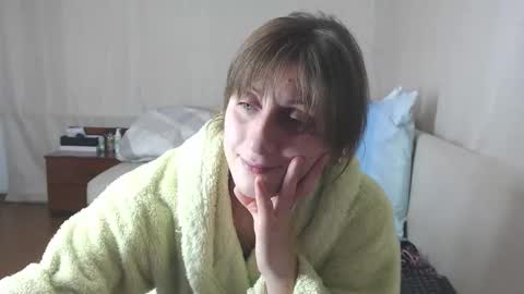 Snapshot of marina1995d chatting on January 2026 08:01:01 PM FOREVER YOURS online show from January 2026 08:01:01 PM