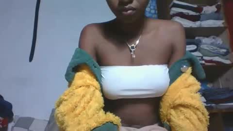 Snapshot of marinagold69 chatting on May 2026 12:40:02 AM marinagold69 online show from May 2026 12:40:02 AM