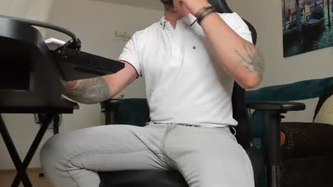 marioslim online show from July 2026 05:43:02 AM