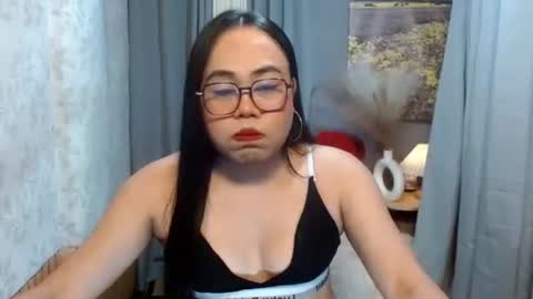 LEAH online show from February 2026 06:49:02 PM