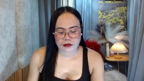 LEAH online show from June 2026 02:04:01 PM