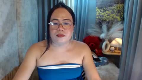LEAH online show from June 2026 05:45:02 AM