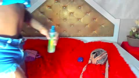 Nathaly online show from January 2025 03:25:01 PM