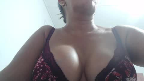 Snapshot of mariska_69 chatting on May 2026 06:52:01 AM mariska_69 online show from May 2026 06:52:01 AM