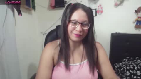 Snapshot of maritsa_millerr chatting on October 2025 12:02:02 PM maritsa online show from October 2025 12:02:02 PM