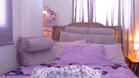    online show from September 2025 07:52:01 PM