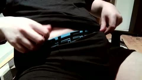 Mark online show from December 2025 01:15:02 AM