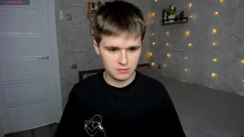 Snapshot of mark_bearcub chatting on May 2026 03:01:01 AM Mark online show from May 2026 03:01:01 AM