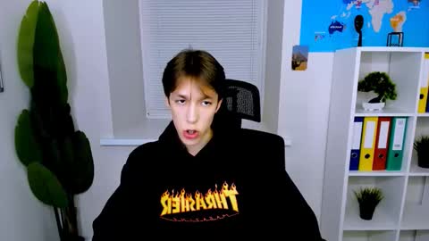 Mark online show from October 2025 10:46:02 AM