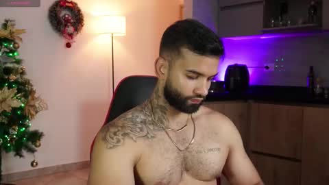 Mark online show from December 2025 10:50:01 PM