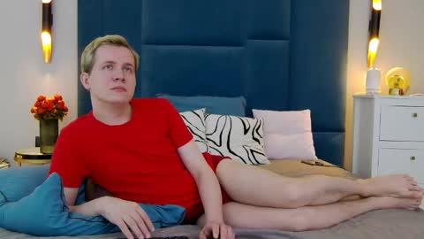 Mark online show from April 2026 07:44:02 AM