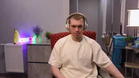 Mark online show from February 2025 07:54:02 PM