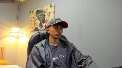 markbowie online show from March 2026 07:39:01 PM