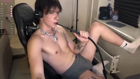 Mark online show from October 2025 04:22:01 PM