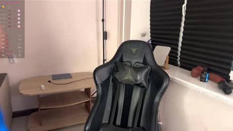 Mark online show from December 2025 02:35:01 PM