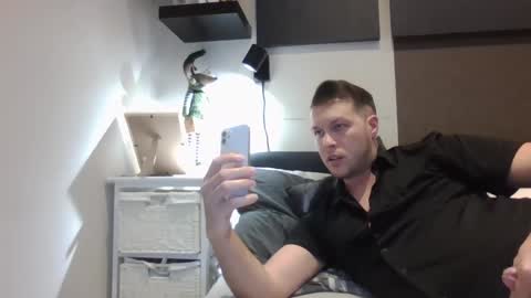 Snapshot of markster9696 chatting on February 2025 07:09:01 PM markster9696 online show from February 2025 07:09:01 PM