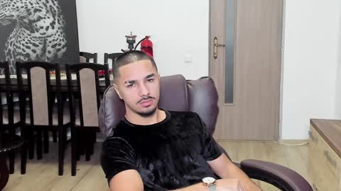 Tison online show from December 2024 06:10:02 AM