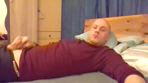 markus_7 online show from November 2025 04:09:01 PM