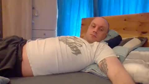 markus_7 online show from March 2026 07:42:02 AM