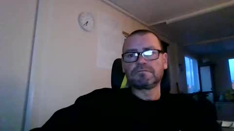 Snapshot of markyhowudoin chatting on November 2025 06:37:02 AM markyhowudoin online show from November 2025 06:37:02 AM