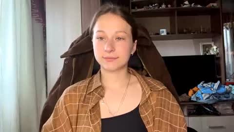 Snapshot of marlenahuit chatting on June 2026 05:21:01 AM Lena online show from June 2026 05:21:01 AM