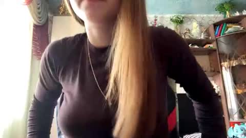 Snapshot of marlenahuit chatting on July 2026 09:13:01 AM Lena online show from July 2026 09:13:01 AM