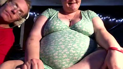 Snapshot of marlesecrews1983 chatting on May 2026 01:44:01 AM BabyBoo online show from May 2026 01:44:01 AM
