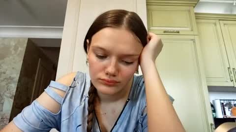 Snapshot of marloosburn chatting on July 2026 10:10:02 AM MarloOsburn online show from July 2026 10:10:02 AM