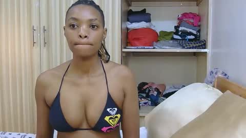 Snapshot of marly_babe chatting on May 2026 09:24:02 PM Marly online show from May 2026 09:24:02 PM