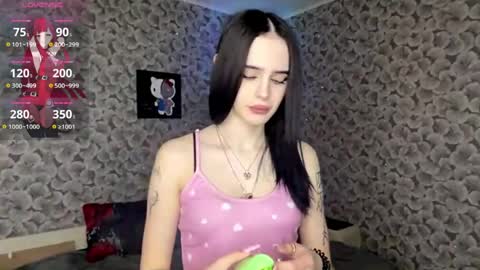 Snapshot of marlysokamura chatting on April 2026 07:30:01 AM Eva online show from April 2026 07:30:01 AM