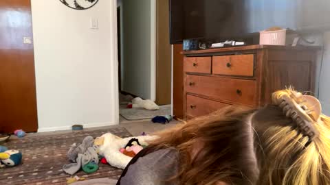 maroon_moon online show from February 2025 06:43:01 PM