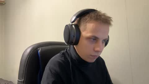 Snapshot of maroooa chatting on January 2026 12:49:02 AM Marko online show from January 2026 12:49:02 AM