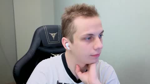 Snapshot of maroooa chatting on April 2026 07:54:01 PM Marko online show from April 2026 07:54:01 PM