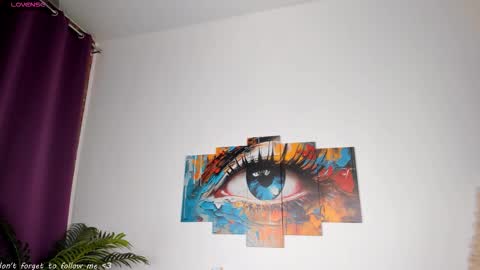 Snapshot of marrie_coy chatting on December 2025 07:57:02 AM Marrie online show from December 2025 07:57:02 AM