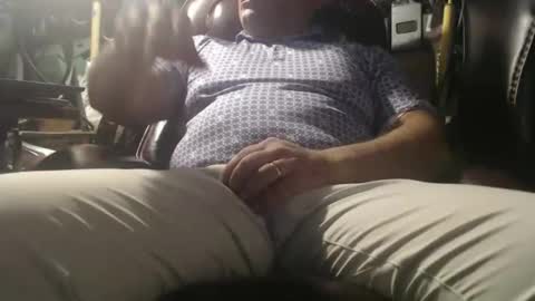 Snapshot of marrieddad19751975 chatting on May 2026 05:40:02 PM only fans marrieddad19751975 online show from May 2026 05:40:02 PM