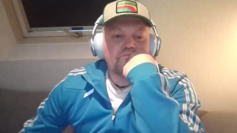 mars0481 online show from February 2026 01:07:02 PM