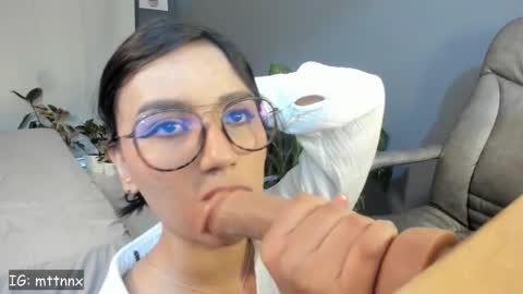 Martina online show from November 2025 06:17:01 PM