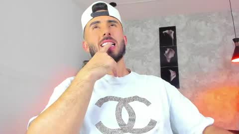 Martin Foster online show from April 2026 08:58:02 PM