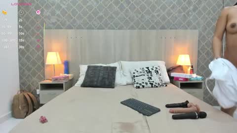 Snapshot of martina_ayala chatting on May 2026 11:28:02 AM Martina online show from May 2026 11:28:02 AM